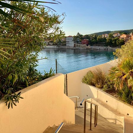 Appartement Coup De Coeur Centre Village Et Plage Climatise 3 Etoiles Terra Cigala Bandol Esterno foto